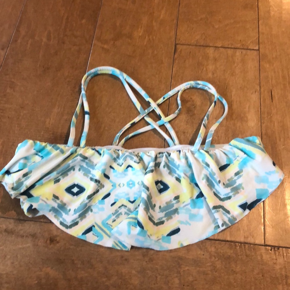 Bikini top.